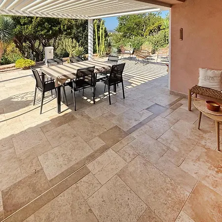 Stunning In Saint-raphael Casa vacanze